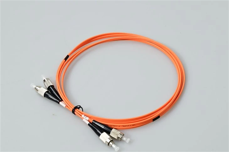FC/UPC–FC/UPC Single{0}}Mode 9/125 Duplex Fiber Patch -johto