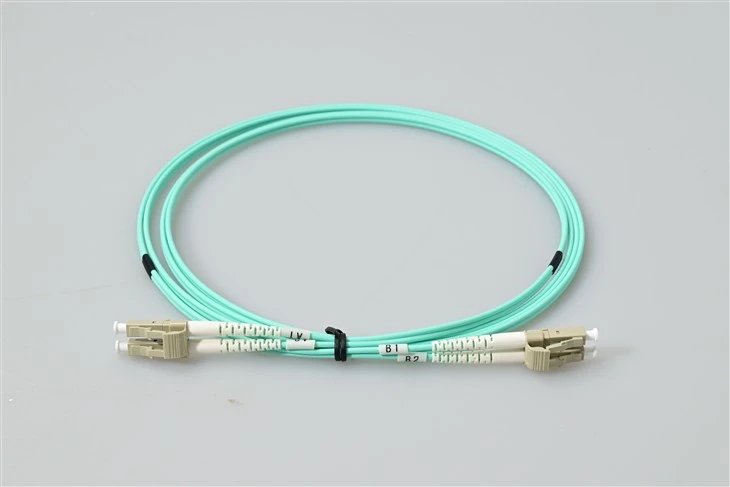 LC–LC OM{0}}/125 Multimode Duplex Fiber Patch -kaapeli